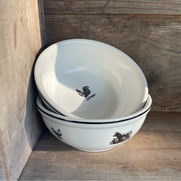 Farm Animal Crockery Bowls- Set of Two - Picture 3 of 15